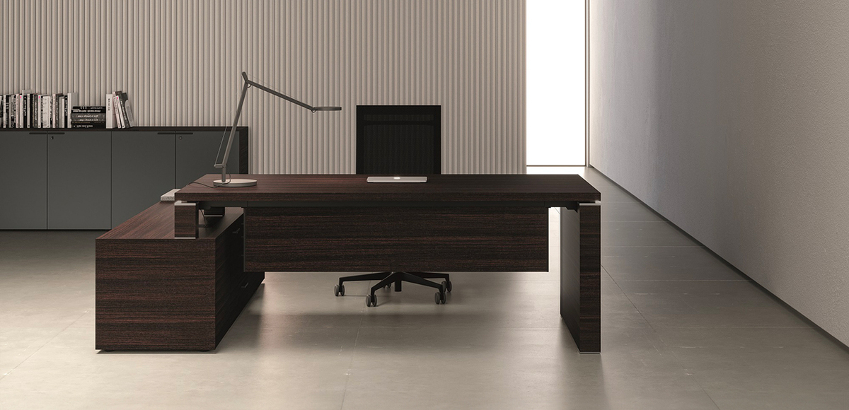 Jet modern executive desk